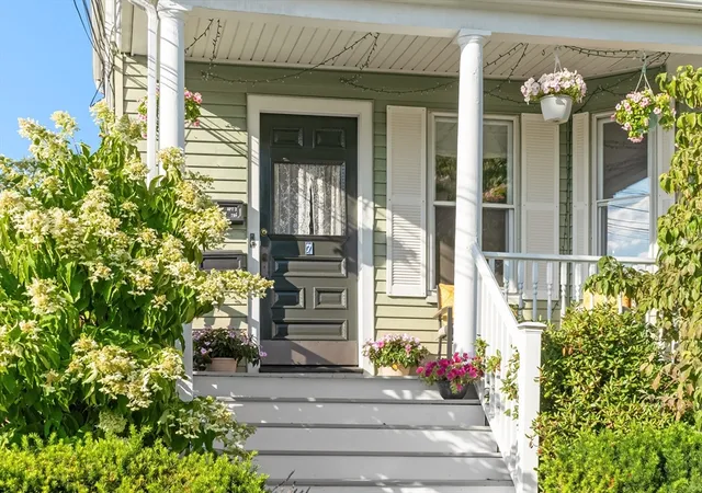 Photo 3 of Condo for sale at 7 Short St #1, Melrose, MA 02176 | MLS# 73566358 | Listing updated on 2026-09-15