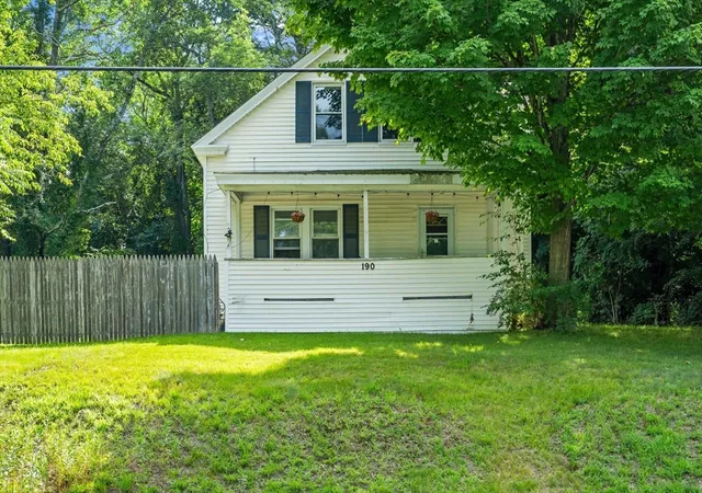 Homes for sale in Oxford, MA | 190 Main Street, Oxford, MA 01540 | MLS# 73549084
