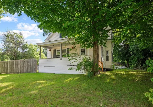 Homes for sale in Oxford, MA | 190 Main Street, Oxford, MA 01540 | MLS# 73549084