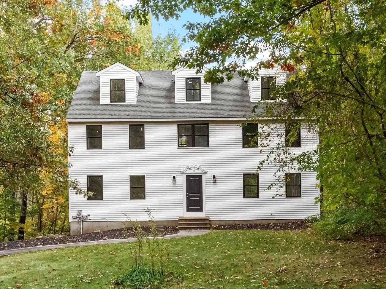 Single family home for sale at 16 E Applewood Dr, Charlton, MA 01507 | MLS# 73591187