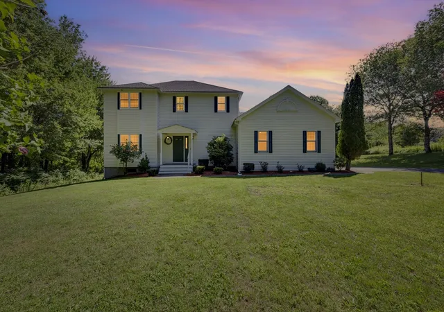 37th image of 320 Marshall St, Paxton, MA 01612 | MLS# 73555124