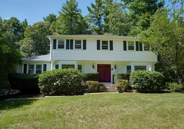 2nd image of 21 Village Green, Norfolk, MA 02056 | MLS# 73566203