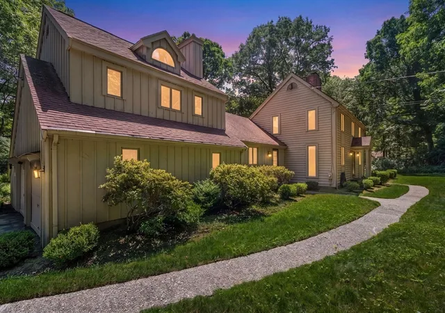 Homes for sale in Lynnfield, MA | 4 Meservey Lane, Lynnfield, MA 01940 | MLS# 73546234