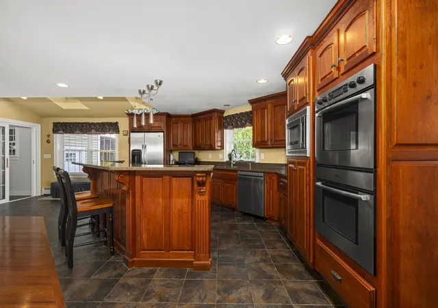 5th image of 70 Ellis Road, Southbridge, MA 01550 | MLS# 73544079