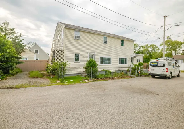 2nd image of 2078 Palmer St, Dighton, MA 02715 | MLS# 73537631