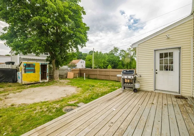 4th image of 2078 Palmer St, Dighton, MA 02715 | MLS# 73537631