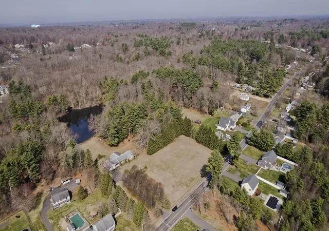 Homes for sale in East Longmeadow, MA | 75 Lee St, East Longmeadow, MA 01028 | MLS# 73495372
