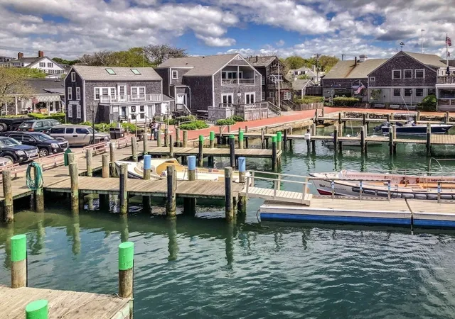 5th image of 87 Whalers Walk, Edgartown, MA 02539 | MLS# 73493894
