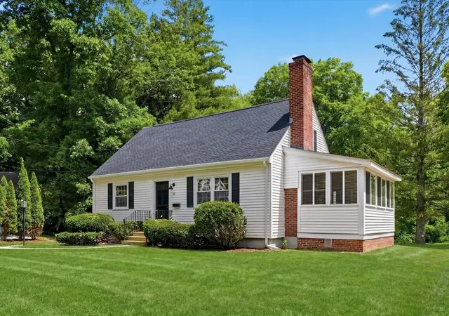 Homes for sale in Framingham, MA | 3 Grattan Street, Framingham, MA 01701 | MLS# 73537821