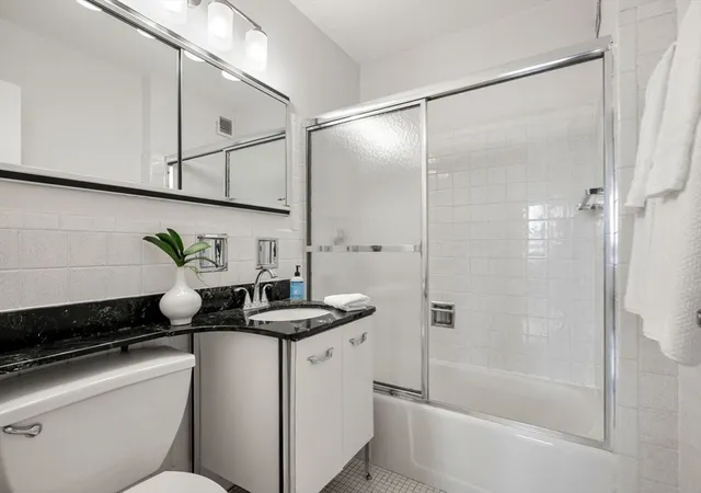 Photo 4 of Sale Pending at 151 Tremont St #24D, Boston, MA 02111 | MLS# 73430007 | Listing updated on 2026-01-17