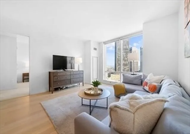 4th image of 1 Franklin #2406, Boston, MA 02110 | MLS# 73492757