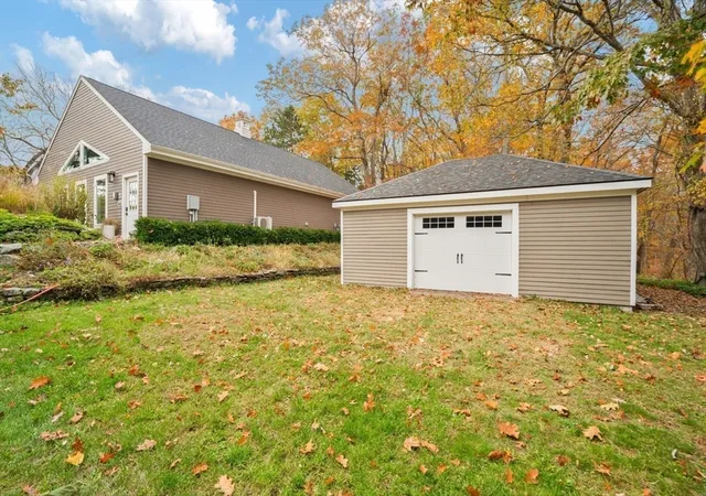 4th image of 241 Perryville Rd, Rehoboth, MA 02769 | MLS# 73504567