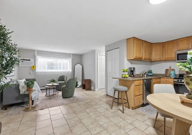 Homes for sale in Everett, MA | 15 Staples Ave #12, Everett, MA 02149 | MLS# 73537645