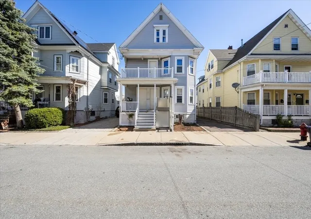 Homes for sale in Everett, MA | 15 Porter St, Everett, MA 02149 | MLS# 73510708