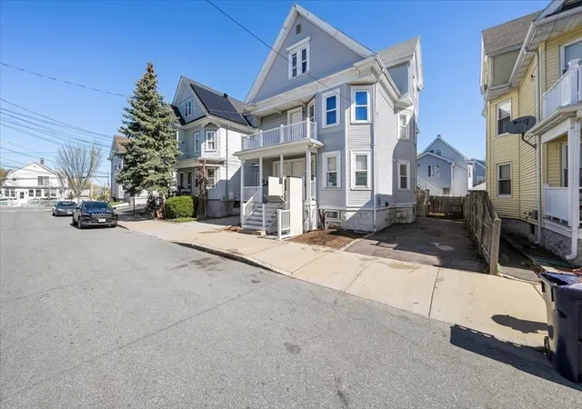 Homes for sale in Everett, MA | 15 Porter St, Everett, MA 02149 | MLS# 73510708