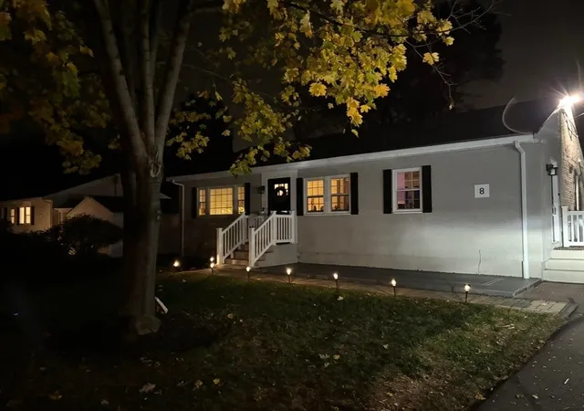 2nd image of 8 Fairbrook Rd, Framingham, MA 01701 | MLS# 73550608