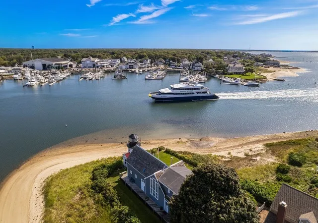 Photo 4 of Single family home for sale at 107 Channel Point Rd, Barnstable, MA 02601 | MLS# 73569073 | Listing updated on 2026-09-25