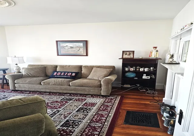 4th image of 68 Hillside St, Roxbury Crossing, MA 02120 | MLS# 73541051