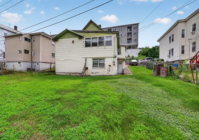 Photo 4 of Sale Pending at 59 Orient St, Worcester, MA 01604 | MLS# 73551353 | Listing updated on 2026-09-27
