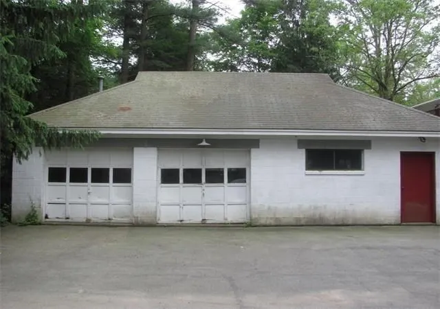 5th image of 195 E Main St, Norton, MA 02766 | MLS# 73415781