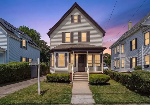 Photo 3 of Sale Pending at 129 Maple St, Lynn, MA 01904 | MLS# 73549920 | Listing updated on 2026-08-18