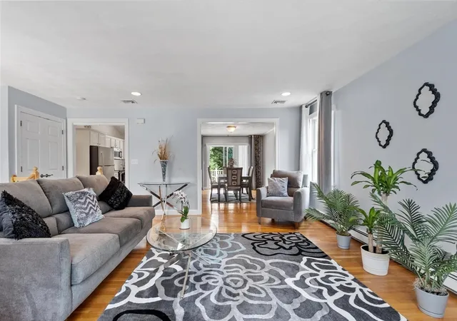 5th image of 33 Highland Avenue, Saugus, MA 01906 | MLS# 73553664