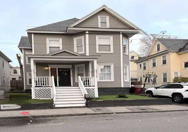 2nd image of 116 Fort Hill Ave, Lowell, MA 01852 | MLS# 73521301