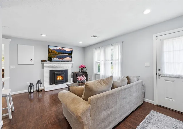 Photo 3 of Sale Pending at 39 Riley Rd, Northborough, MA 01532 | MLS# 73565330 | Listing updated on 2026-09-19