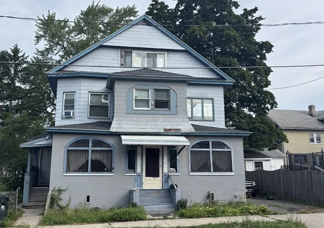 9th image of 12 14 Hollywood St, Springfield, MA 01108 | MLS# 73555964
