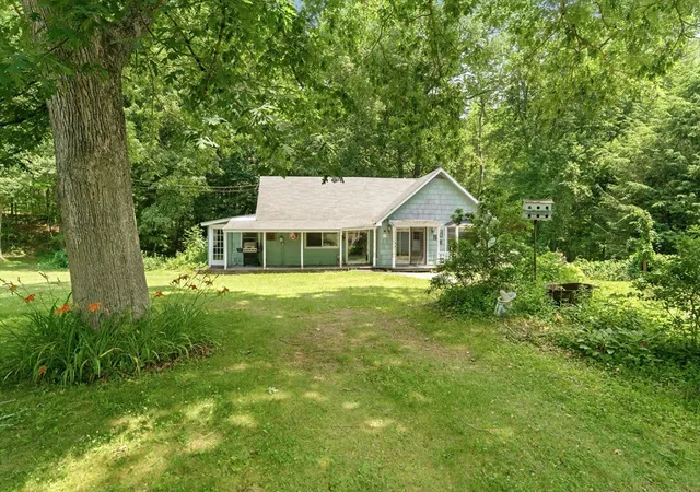 Homes for sale in Holland, MA | 4 Essex St, Holland, MA 01521 | MLS# 73545531