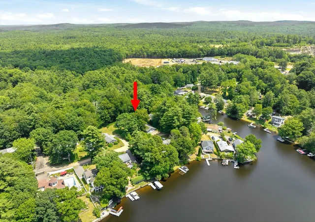Homes for sale in Holland, MA | 4 Essex St, Holland, MA 01521 | MLS# 73545531