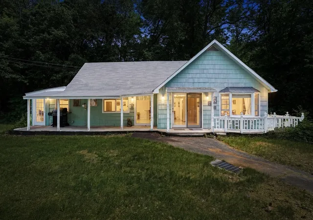 Homes for sale in Holland, MA | 4 Essex St, Holland, MA 01521 | MLS# 73545531