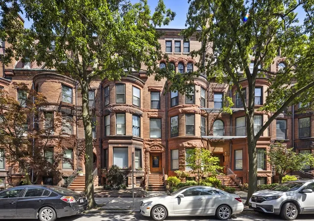 35th image of 23 Bay State Road #4, Boston, MA 02215 | MLS# 73560188