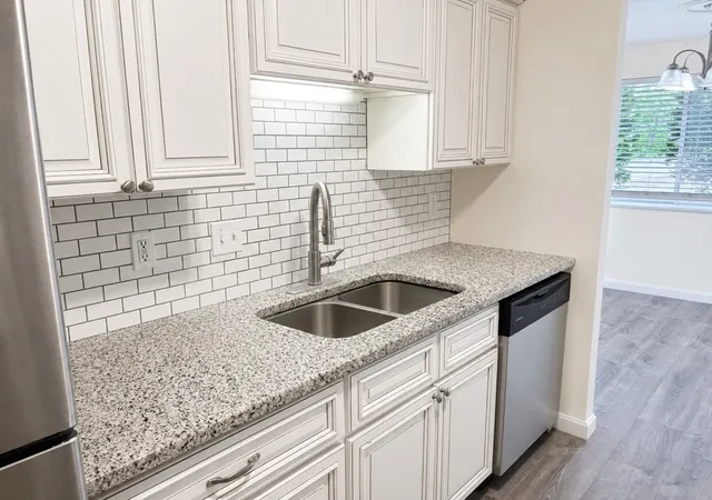 Homes for sale in Braintree, MA | 150 Elm St #3, Braintree, MA 02184 | MLS# 73541222