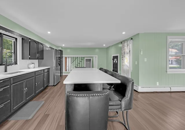 Homes for sale in Millbury, MA | 410 Greenwood St, Millbury, MA 01527 | MLS# 73546391