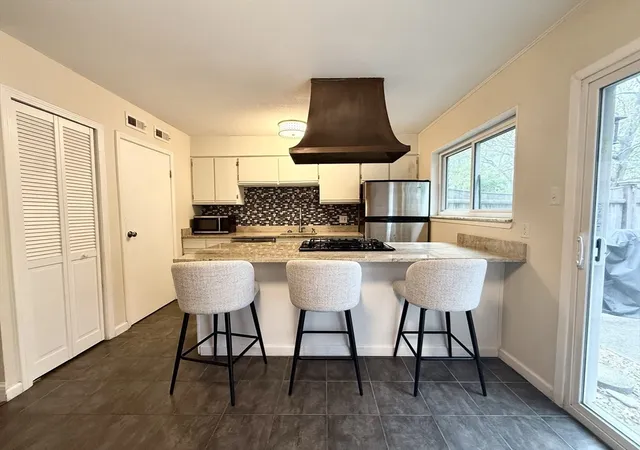 Homes for sale in Springfield, MA | 115 Jamestown Dr #115, Springfield, MA 01108 | MLS# 73515228