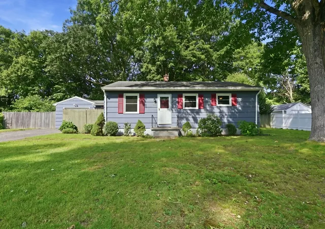1st image of 300 Newhouse St, Springfield, MA 01118 | MLS# 73557115
