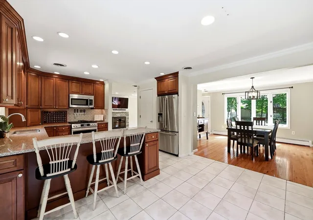 Photo 2 of Sale Pending at 78 Branch St, Longmeadow, MA 01106 | MLS# 73562443 | Listing updated on 2026-09-02