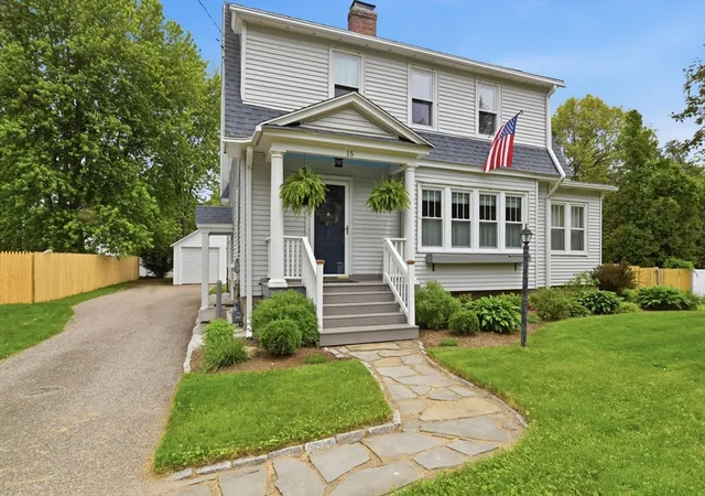 Homes for sale in Wilbraham, MA | 15 Ripley St, Wilbraham, MA 01095 | MLS# 73525785