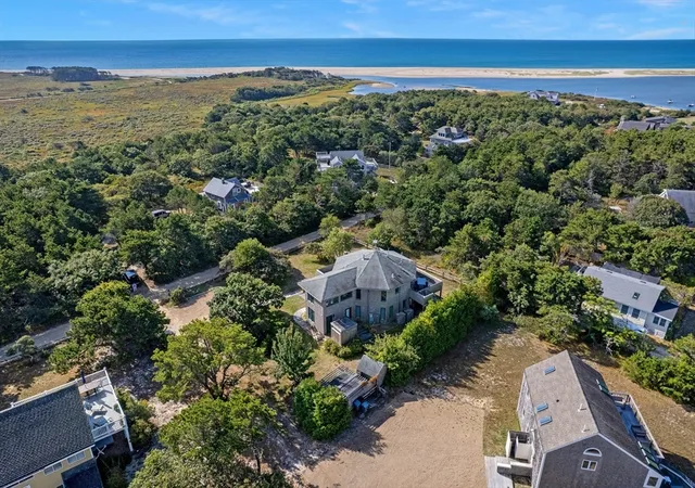 3rd image of 76 Washque Ave, Edgartown, MA 02539 | MLS# 73472929