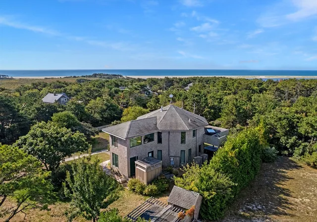 4th image of 76 Washque Ave, Edgartown, MA 02539 | MLS# 73472929