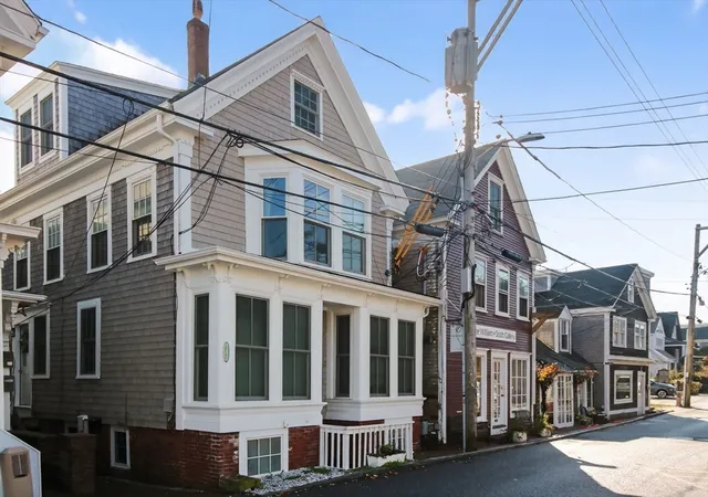 2nd image of 441 Commercial St, Provincetown, MA 02657