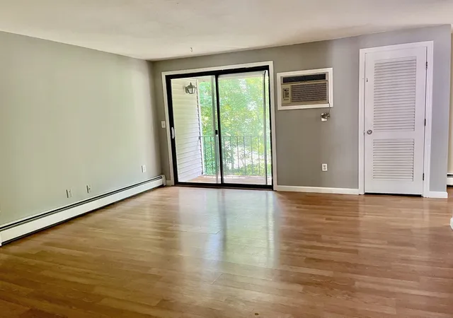 Homes for sale in Lowell, MA | 1600 Skyline Dr #6, Lowell, MA 01854 | MLS# 73538402