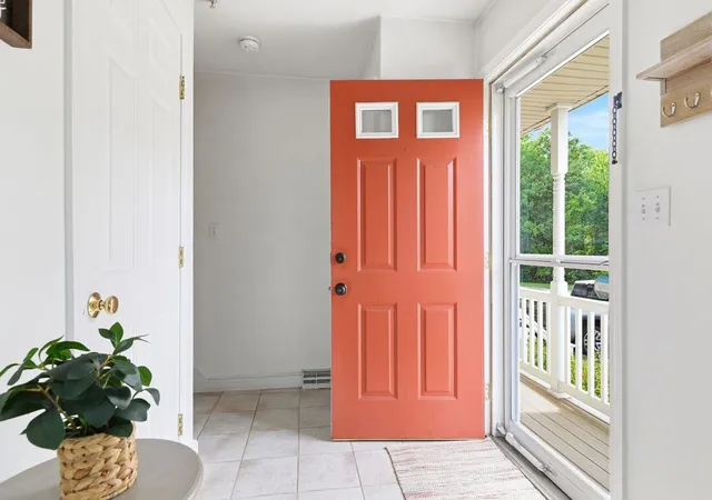Homes for sale in Whitman, MA | 646 Bedford Street #C-1, Whitman, MA 02382 | MLS# 73538451
