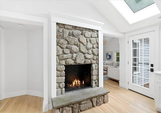 5th image of 19 Planters Field Ln, Hingham, MA 02043 | MLS# 73549553
