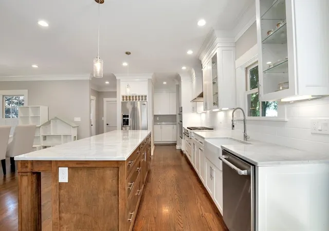 4th image of 7 Park St, Lexington, MA 02421 | MLS# 73533861