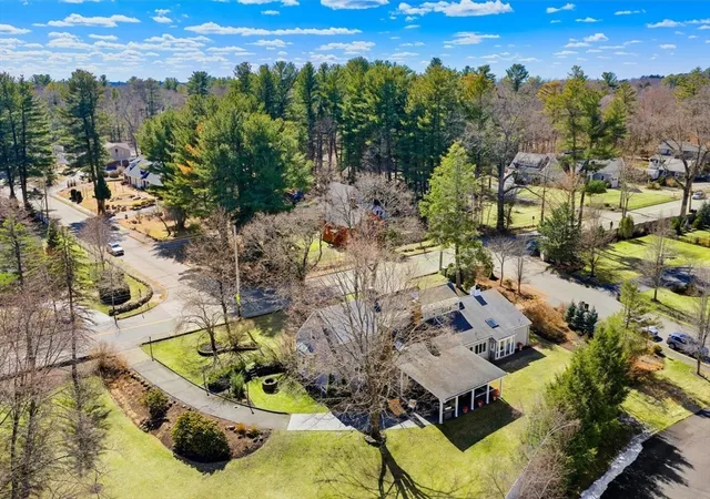 Homes for sale in Lynnfield, MA | 319 Lowell St, Lynnfield, MA 01940 | MLS# 73496547