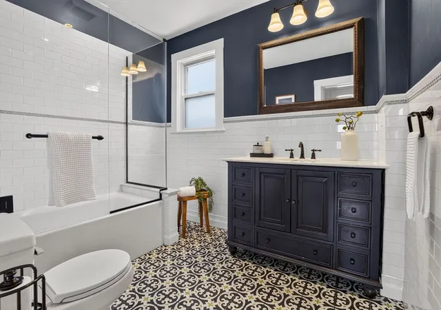 4th image of 6 Kenney St, Boston, MA 02130