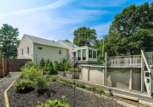 5th image of 134 Bismark St, New Bedford, MA 02745 | MLS# 73548194