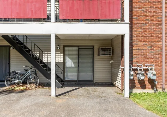 2nd image of 2510 Skyline, Lowell, MA 01854